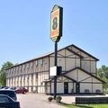 Super 8 - Dubuque