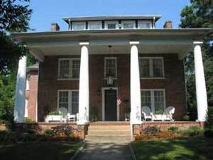 Andrea's Troy-Bumpas Inn B&B::Hotels.com
