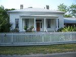 Tn-300px-winecoff_house