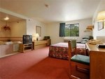 Super 8 Howe::Yahoo! Travel