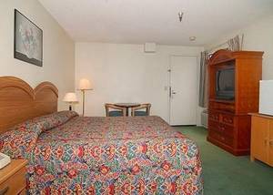 Econo Lodge Pico Rivera::Travelocity.com