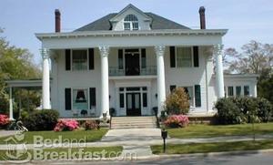 Wisteria Hall::BedAndBreakfast.com