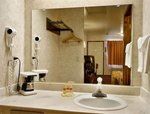 Tn-g42899_room_01_e