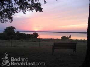 Arrowhead Resort::BedAndBreakfast.com