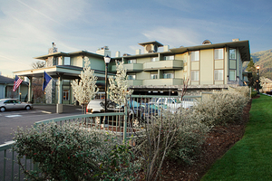 Plaza Inn & Suites at Ashland Creek::Orbitz