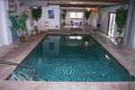Tn-121746_pool_01_f