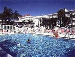 Tn-058831_pool_02_f