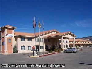 Holiday Inn Express Grants::Travelocity.com