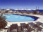 Tn-u13728_pool_01_f