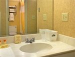 Days Inn & Suites Plattsburgh