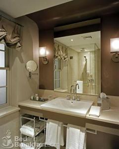 Rittenhouse Square Bed & Breakfast::BedAndBreakfast.com