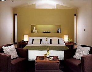 Solage::Travelocity.com
