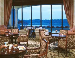 Web-nap_ritz-loung-1