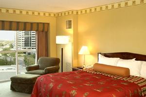 Web-lax_hilg-rooms-2