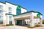 Wingate by Wyndham - Arlington