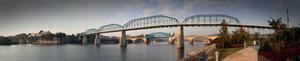 Walnut Street Bridge::Wikipedia Walnut Street Bridge.