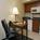 La Quinta Inn & Suites St. Albans::Priceline.com