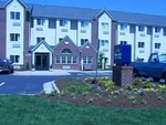Microtel Richmond Airport