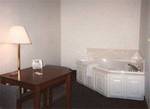 Super 8 Motel - Richmond