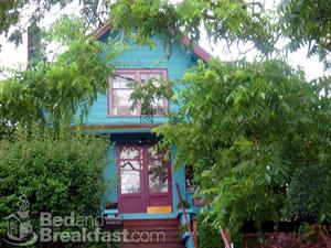 Inn of Twin Gables::BedAndBreakfast.com