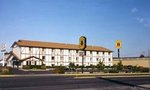 Super 8 Motel - Butte