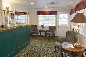 Best Western Colonial Inn::Travelocity.com