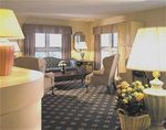 Hyannis Harbor Hotel