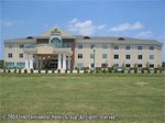 Holiday Inn Express Suites