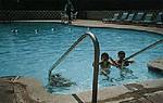 Tn-195766_pool_01_f