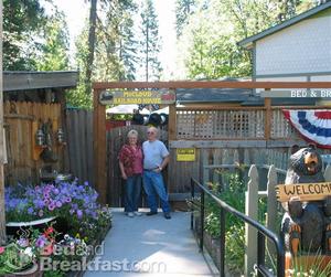 McCloud Railroad House B&B::BedAndBreakfast.com