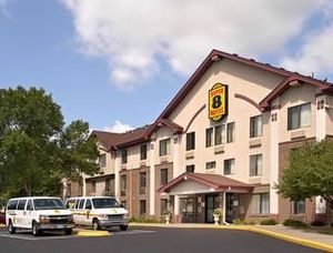 Super 8 Hotel - Bloomington/Airport/MSP Area::Travelocity.com