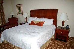 Hilton Garden Inn Greensboro::Travelocity.com