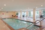 Tn-u68277_pool_01_f