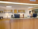 Super 8 Motel - Kenora