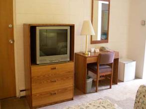 Web-mke_rain-rooms-2