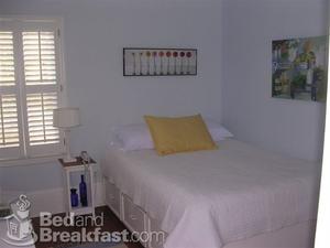 1870 House::BedAndBreakfast.com