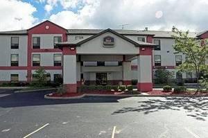 Best Western Inn & Suites::Expedia