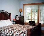 1110 Carriage House Inn