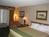 Holiday Inn Express::Priceline.com