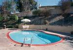 Tn-607703_pool_01_f