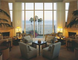 Web-lax_loew-lobby-2