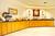 Wingate by Wyndham Garden City Long Island::Hotels.com