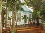 Pineapple Point Guesthouse - A Gay Resort