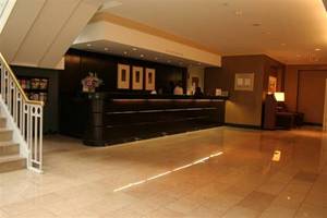Web-embassy_suites_at_chevy_chase_pavillion_42415_5_08272006_1808263760_500
