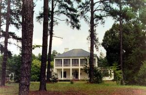 Pines Plantation Inn::InnSite.com