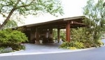 Dinah's Garden Hotel