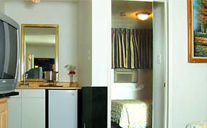 Web-lax_advn-rooms-1
