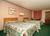 Econo Lodge Inn & Suites::Priceline.com