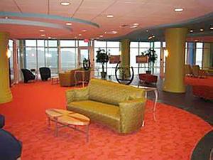 Web-15258-lobby-2