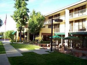 La Quinta Inn & Suites Thousand Oaks::Travelocity.com